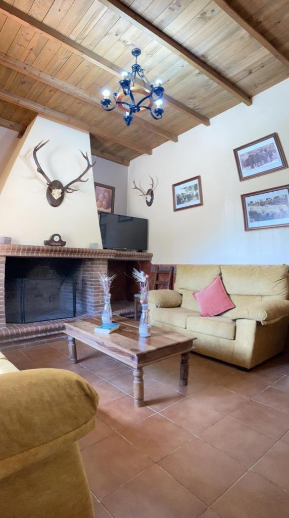Casa Rural La Dehesilla Cazalla de la Sierra Kültér fotó